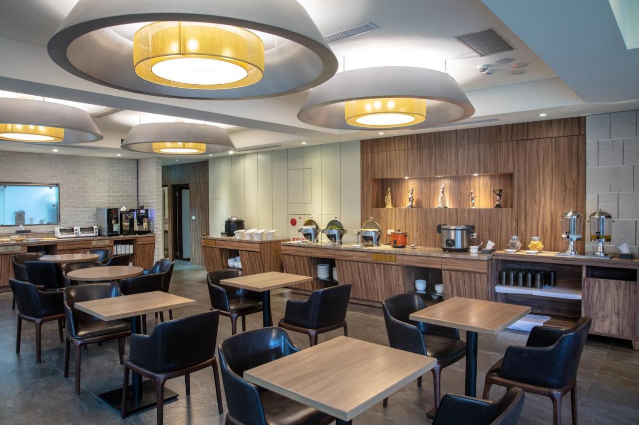 雲富大飯店 Hotel Cloud-Zhongshan Tajpej Zewnętrze zdjęcie