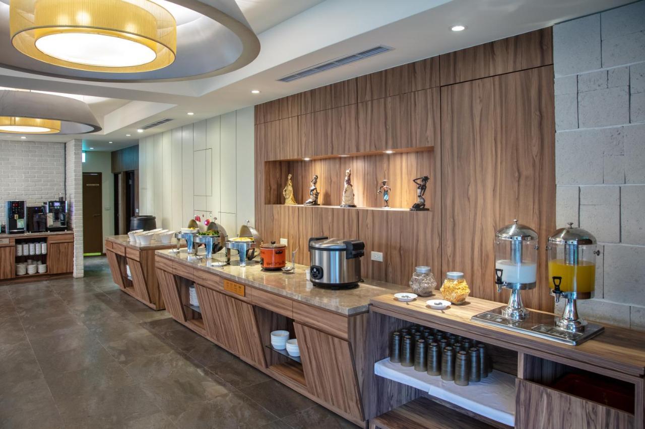 雲富大飯店 Hotel Cloud-Zhongshan Tajpej Zewnętrze zdjęcie