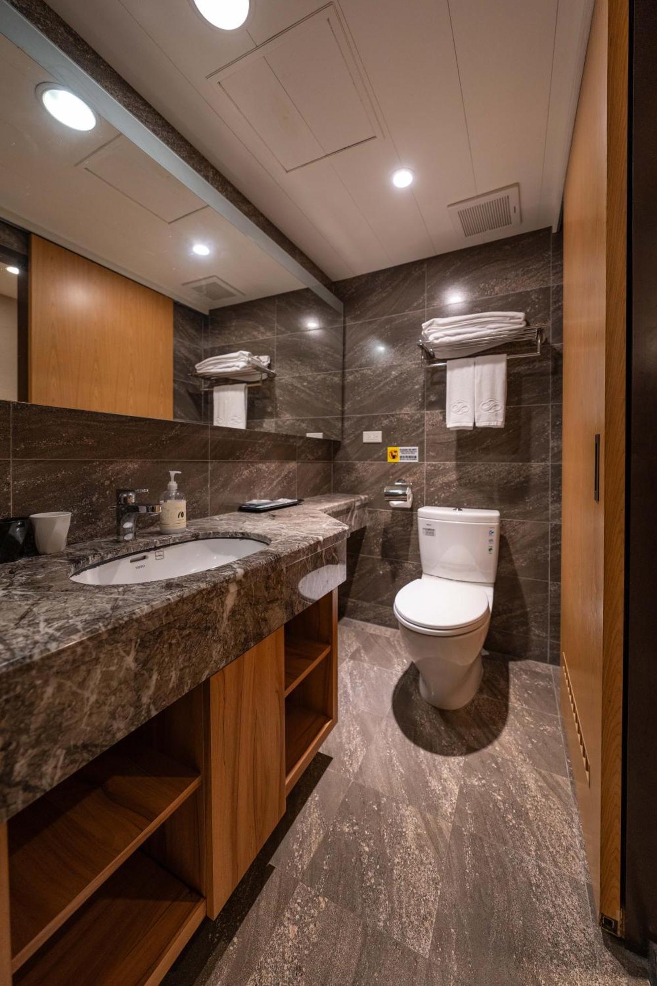 雲富大飯店 Hotel Cloud-Zhongshan Tajpej Zewnętrze zdjęcie